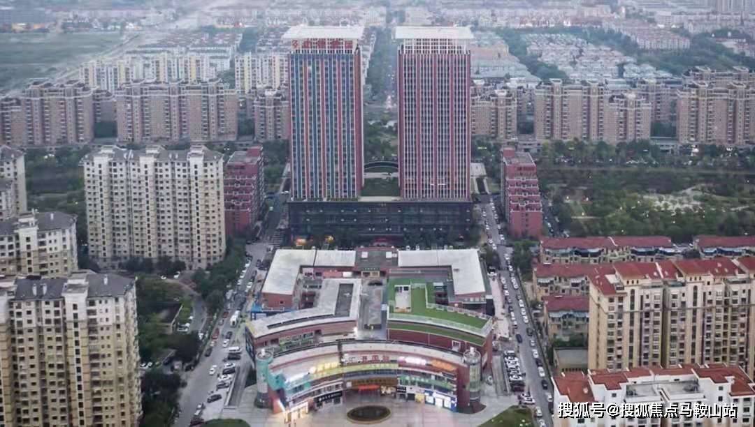 2025年，正版资料免费大全的未来展望与中特精选解析