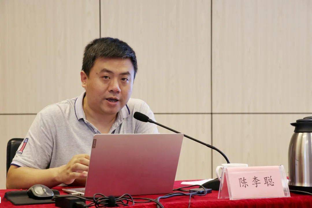新奥门资料大全正版资料2025|精选解释解析落实,新澳门资料大全正版资料2025，精选解释解析与落实策略